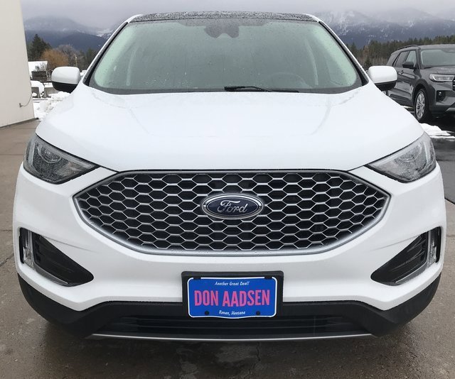Certified 2024 Ford Edge SEL w/ Convenience Package image 2