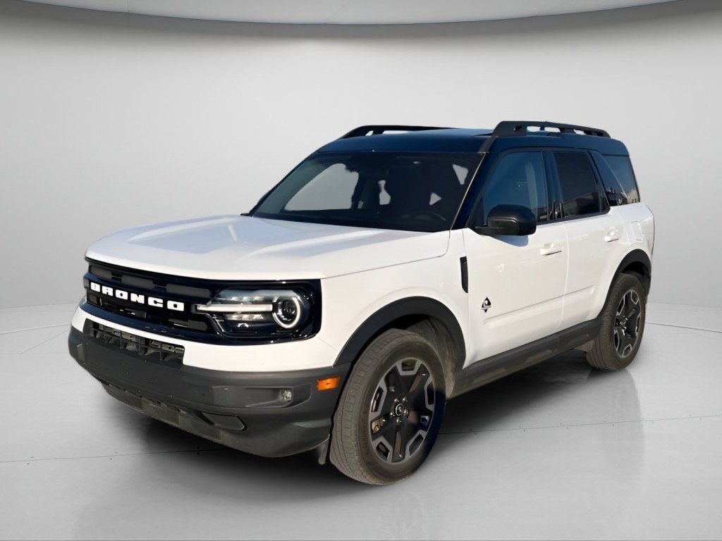 Certified 2022 Ford Bronco Sport Outer Banks w/ Tech Package AWD/4WD image 15