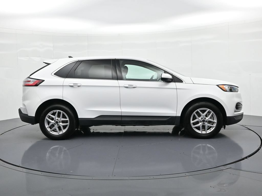 Certified 2024 Ford Edge SEL AWD/4WD image 5