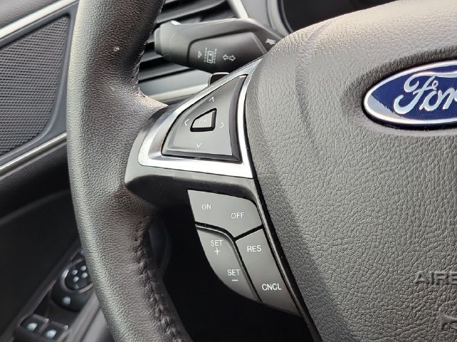 Certified 2024 Ford Edge SEL w/ Convenience Package AWD/4WD image 16