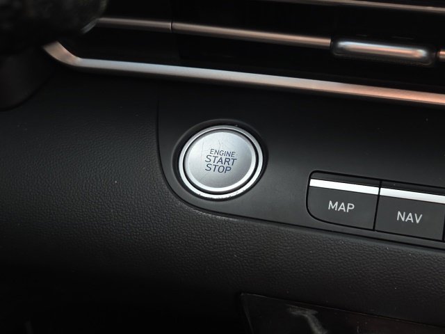 Used 2023 Hyundai Elantra SEL w/ Convenience Package FWD image 35