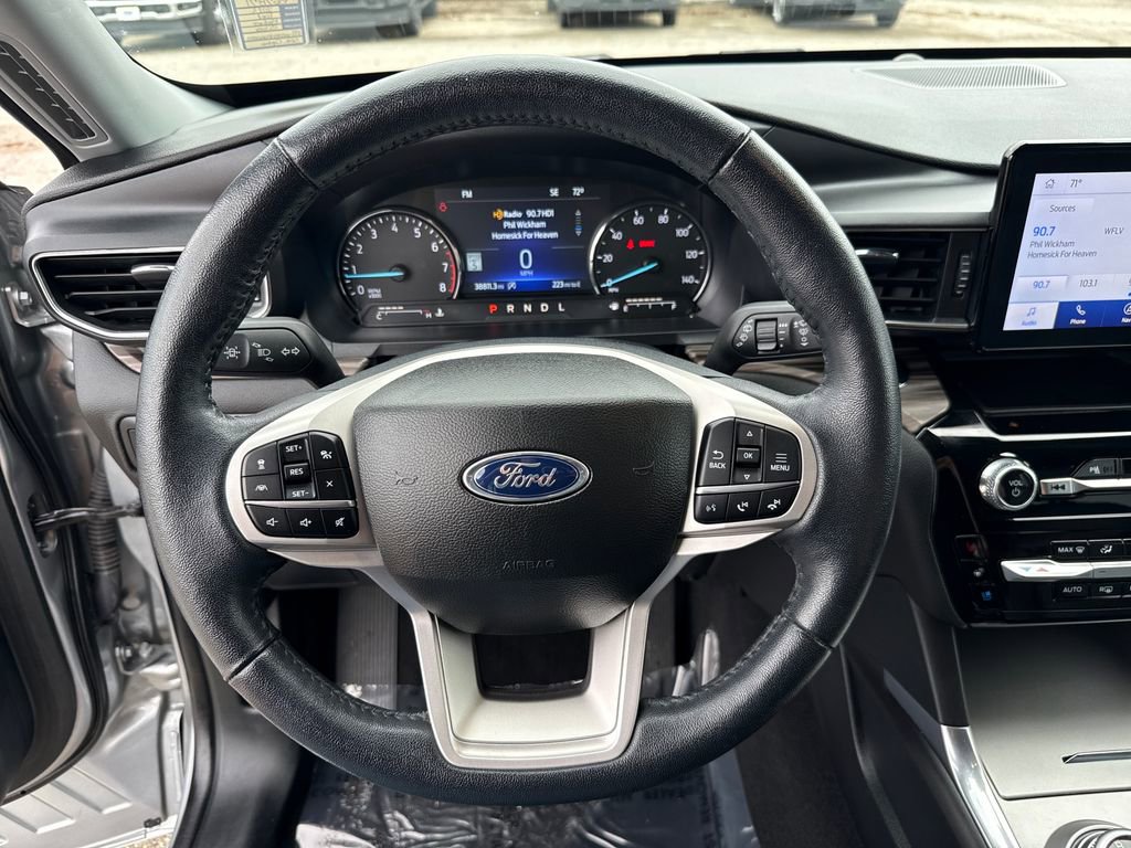 Certified 2023 Ford Explorer Limited w/ Equipment Group 301A image 14