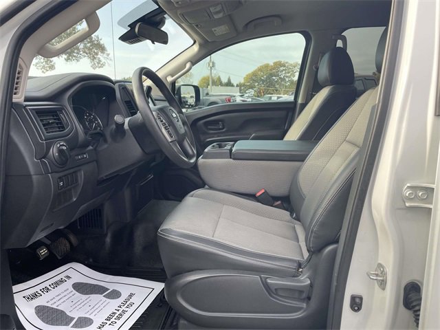 Used 2021 Nissan Titan S w/ S Utility Package image 15