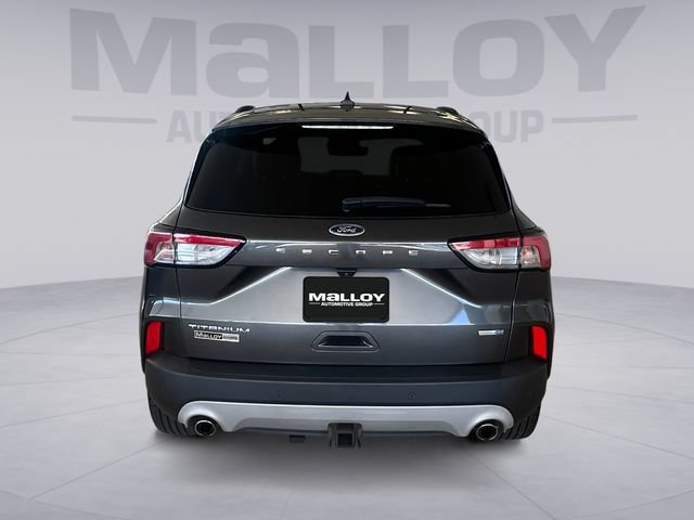 Certified 2020 Ford Escape Titanium w/ Titanium Premium Package 2.0 AWD/4WD image 4