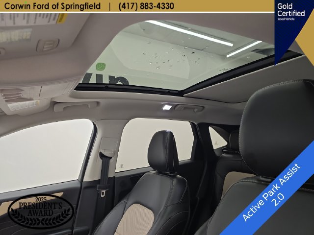 Certified 2022 Ford Escape Titanium w/ Titanium Elite Package AWD/4WD image 23