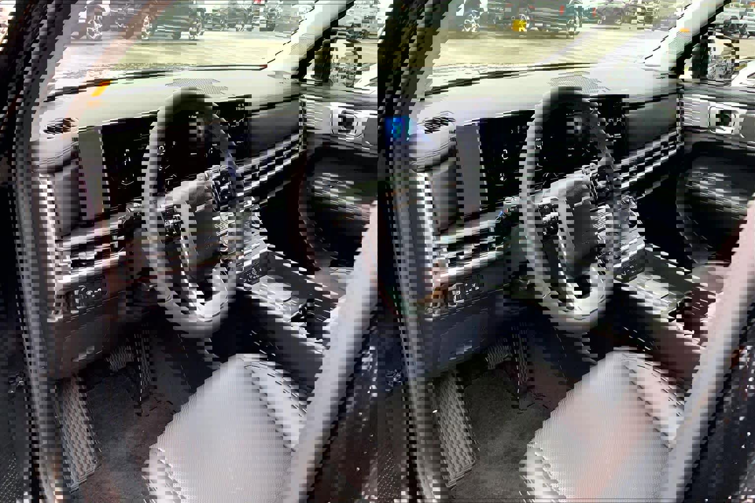 Used 2026 Hyundai Santa Fe SEL image 15