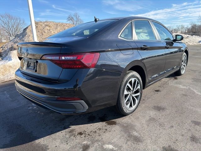 Used 2024 Volkswagen Jetta S image 4