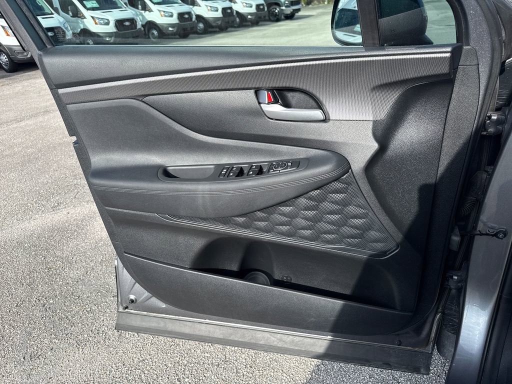 Used 2019 Hyundai Santa Fe SEL FWD image 13