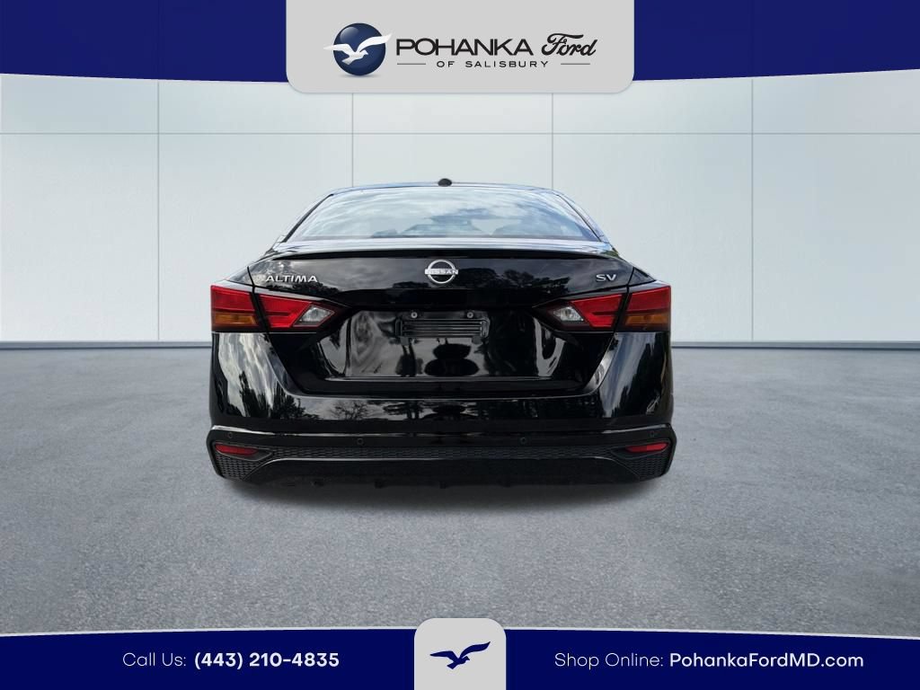 Used 2024 Nissan Altima 2.5 SV FWD image 6