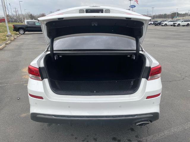 Used 2020 Kia Optima LX image 9