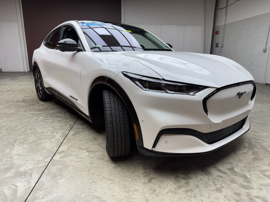 Certified 2021 Ford Mustang Mach-E Premium AWD/4WD image 8