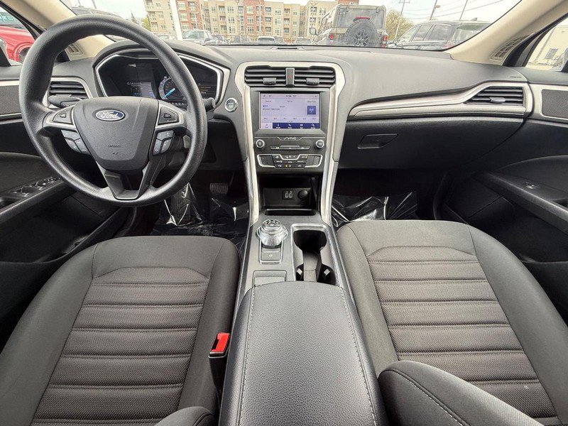 Certified 2019 Ford Fusion SE FWD image 15