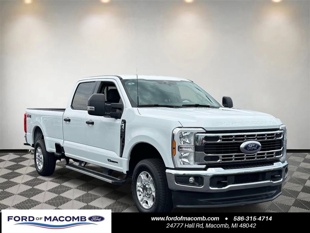 Certified 2025 Ford F250 4x4 Crew Cab Super Duty image 1