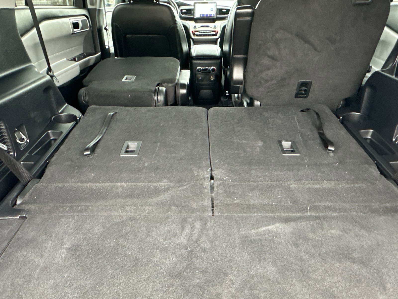 Certified 2022 Ford Explorer XLT w/ Equipment Group 202A image 17