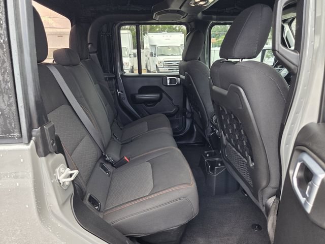 Used 2023 Jeep Gladiator Mojave w/ Trailer Tow Package AWD/4WD image 20