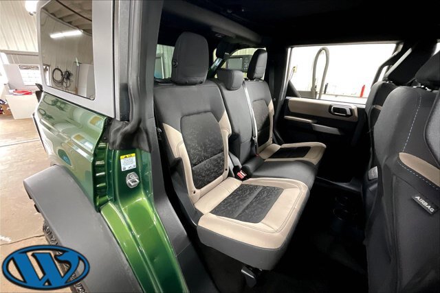 Certified 2022 Ford Bronco Wildtrak AWD/4WD image 17