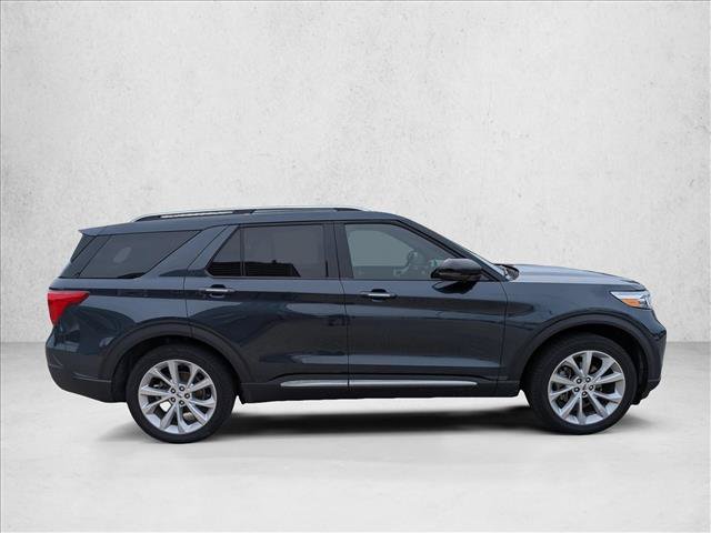 Certified 2024 Ford Explorer Platinum w/ Technology Package AWD/4WD image 4