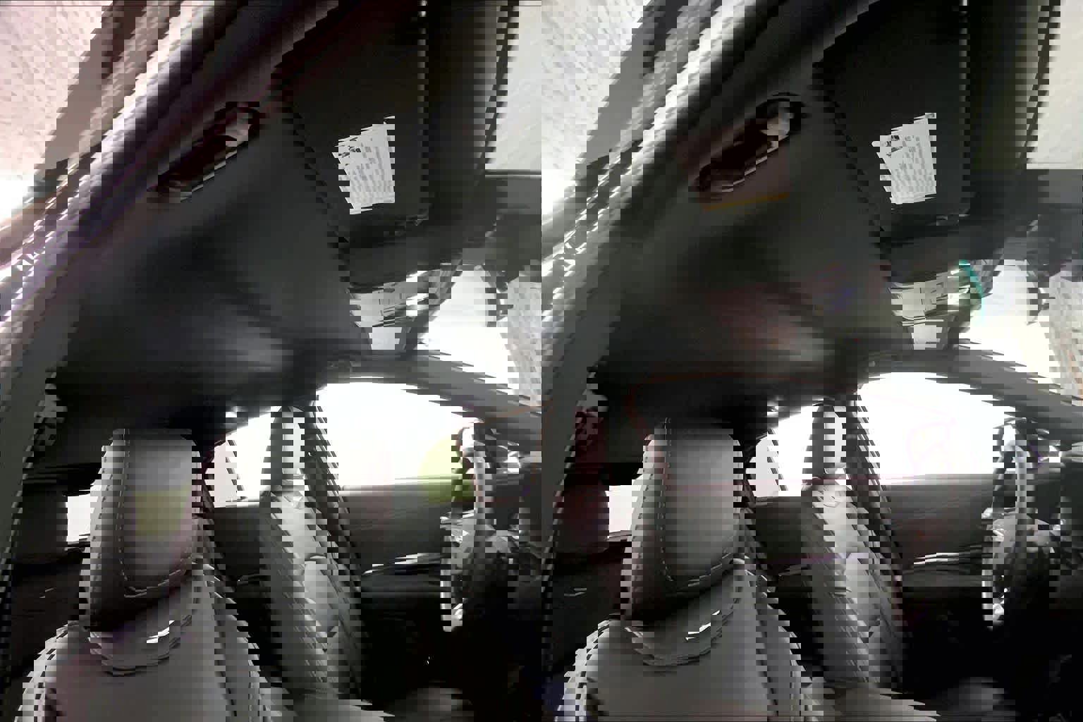 Used 2023 Cadillac XT4 Luxury w/ Cold Weather Package image 13