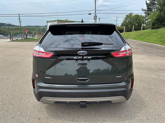 Certified 2024 Ford Edge SEL w/ Convenience Package AWD/4WD image 3