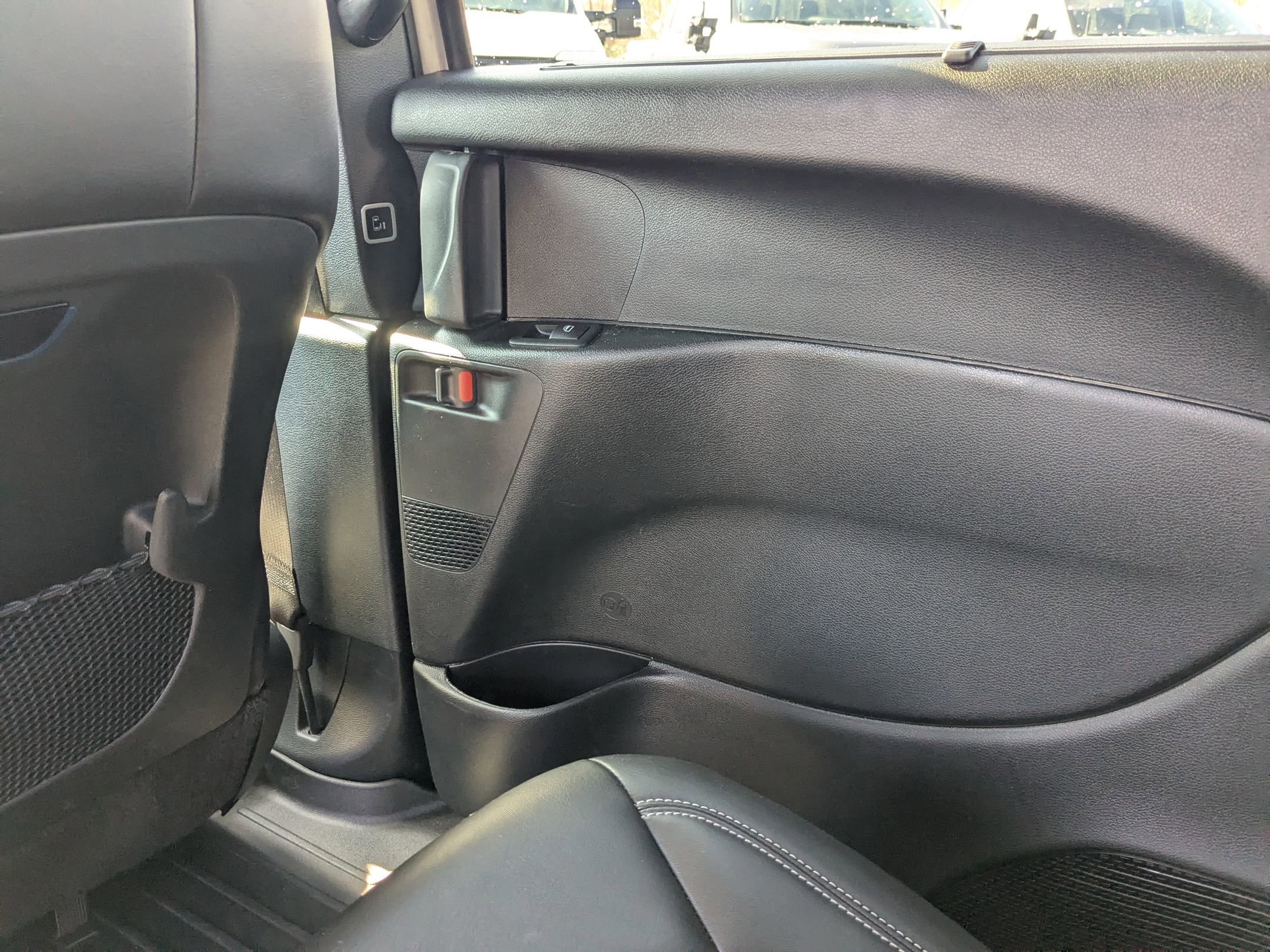 Used 2024 Chrysler Pacifica Touring-L w/ S Appearance Package image 30