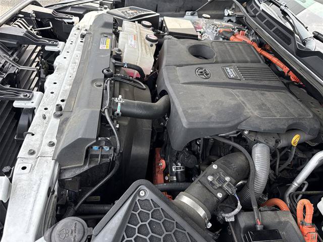 Used 2023 Toyota Tundra Limited AWD/4WD image 31