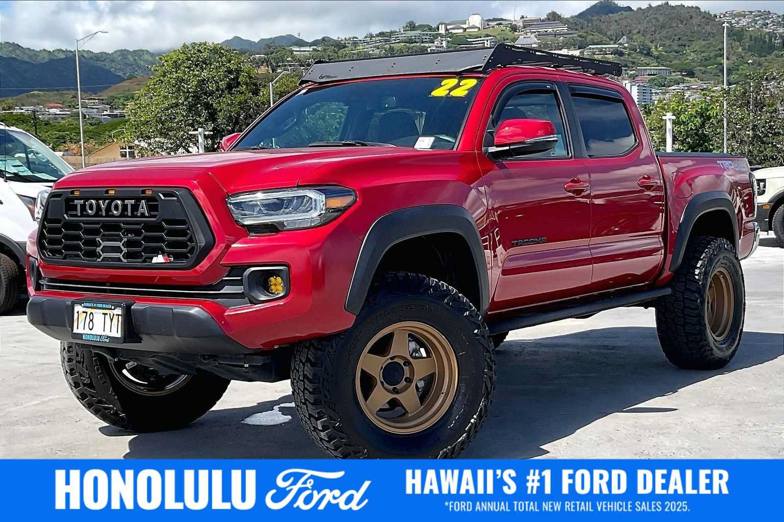 Used 2023 Toyota Tacoma TRD Off-Road w/ Black Out Package (TMS) AWD/4WD image 1