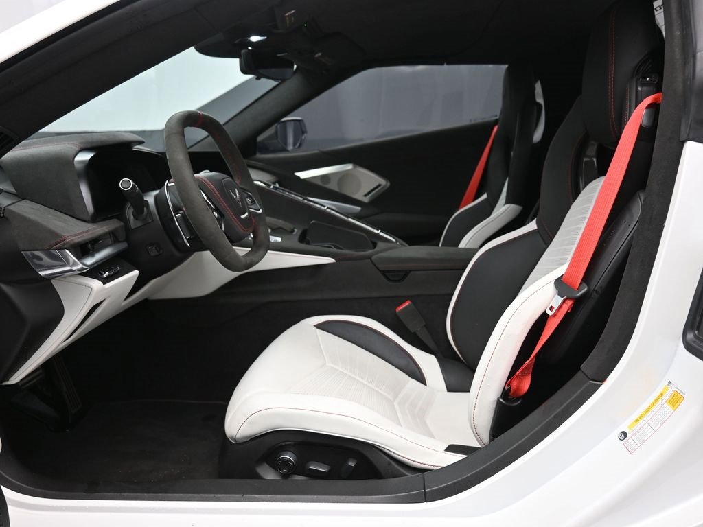 Used 2023 Chevrolet Corvette Stingray Premium Conv w/ Z51 Performance Package image 21