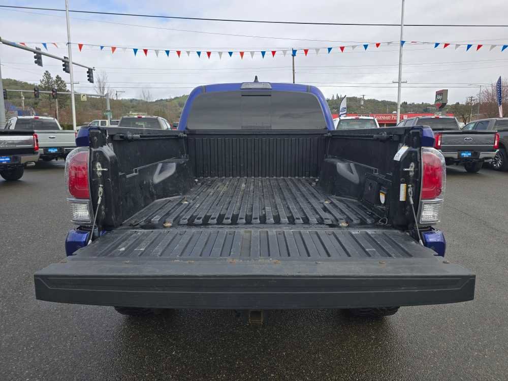 Used 2023 Toyota Tacoma TRD Sport w/ TRD Premium Sport Package image 19