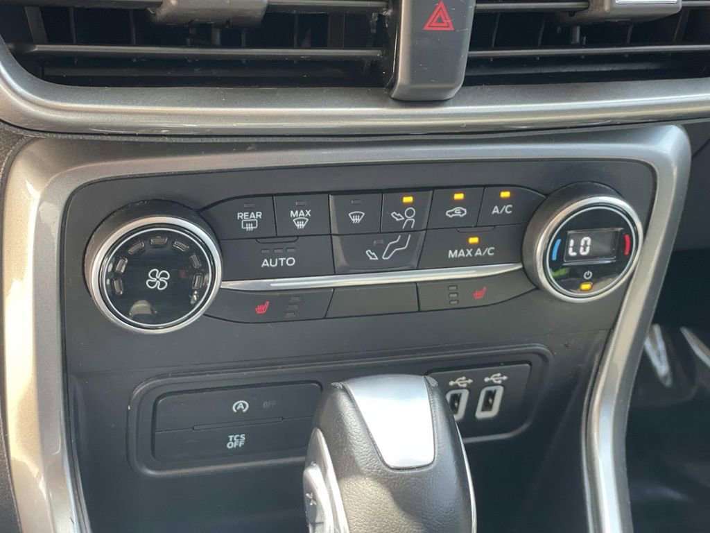 Certified 2018 Ford EcoSport SE FWD image 17