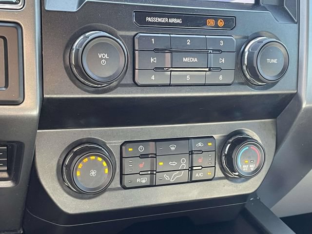 Certified 2020 Ford F250 XLT w/ XLT Premium Package AWD/4WD image 28