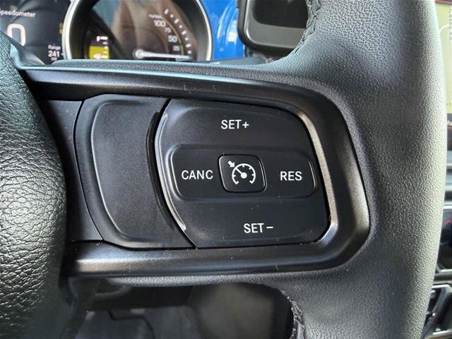 Used 2023 Jeep Wrangler Unlimited w/ Sun & Screen Package AWD/4WD image 18