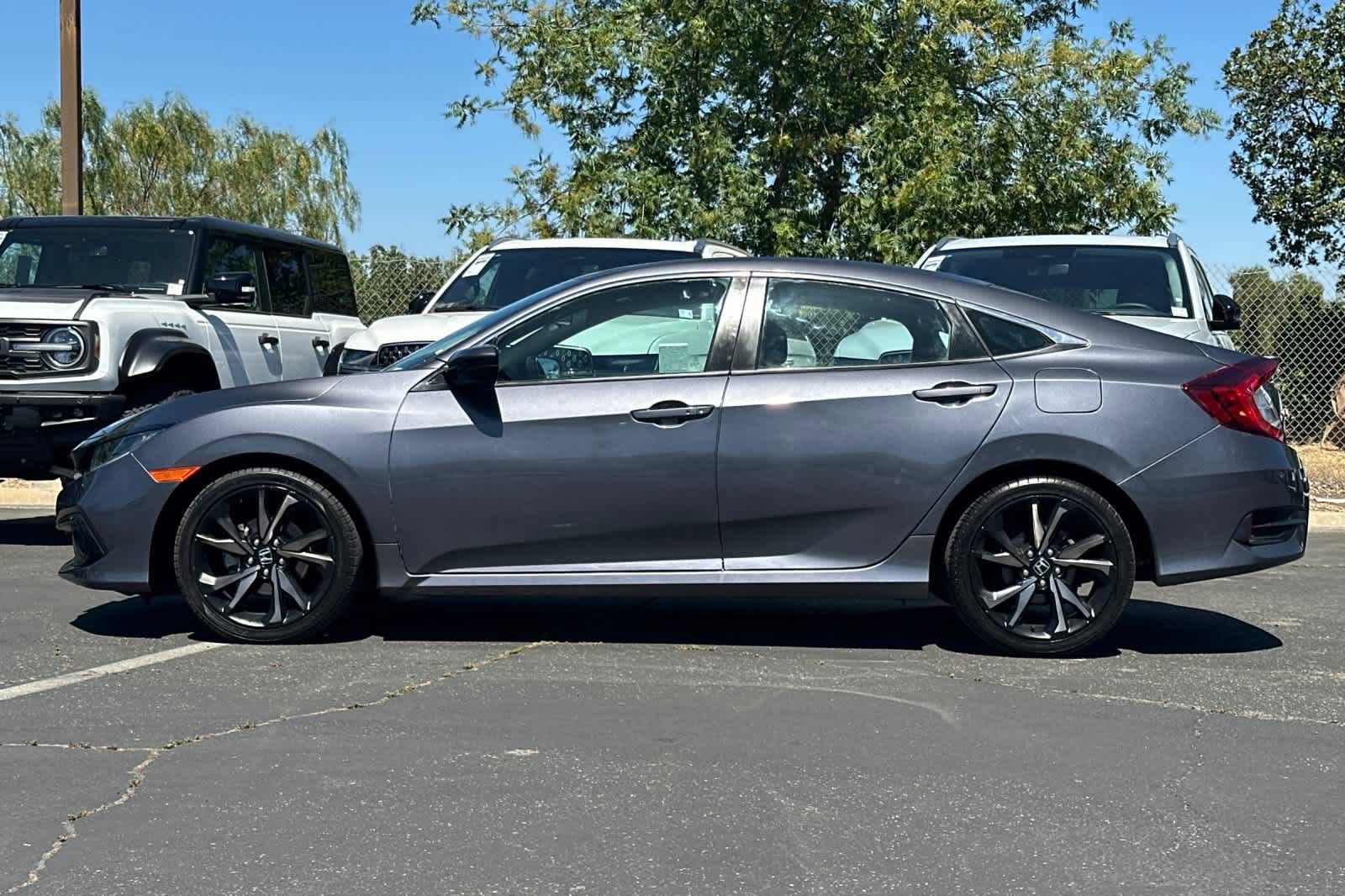Used 2020 Honda Civic Sport image 6