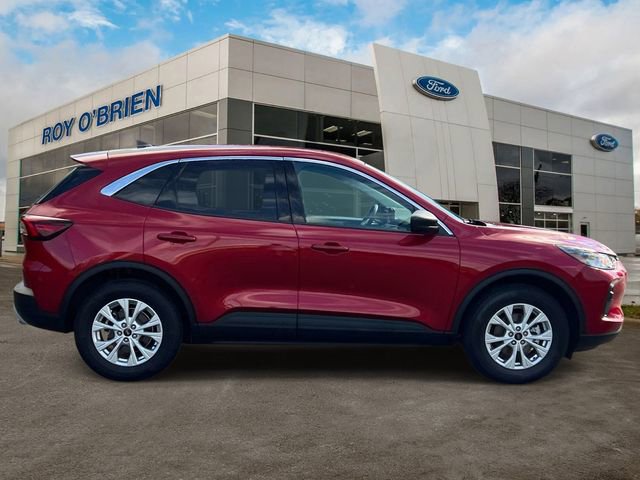 Certified 2023 Ford Escape Active AWD/4WD image 6