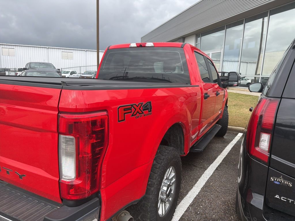 Certified 2019 Ford F250 XL w/ STX Appearance Package image 5