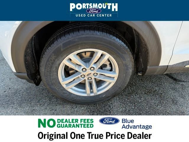 Certified 2022 Ford Explorer XLT w/ Equipment Group 202A image 35