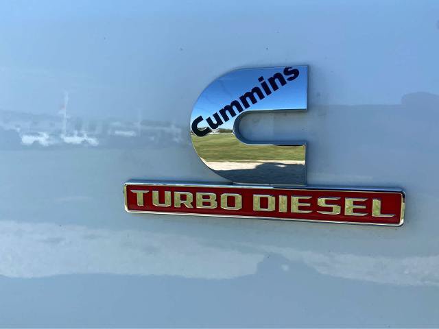 Used 2025 RAM 3500 Laramie AWD/4WD image 39