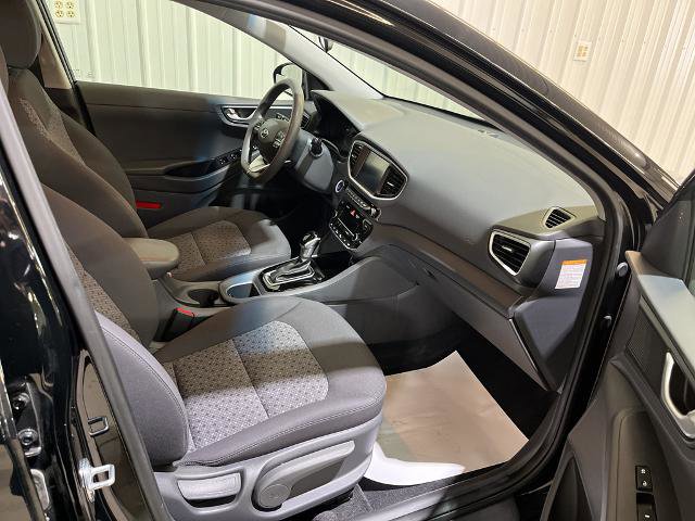 Used 2018 Hyundai Ioniq Blue image 31