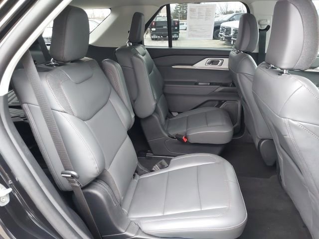 Certified 2025 Ford Explorer Active w/ Active Comfort Package image 26