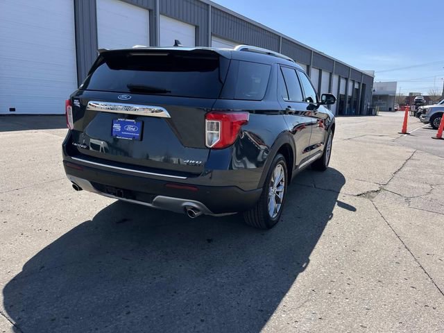 Certified 2023 Ford Explorer Limited w/ Equipment Group 301A image 3