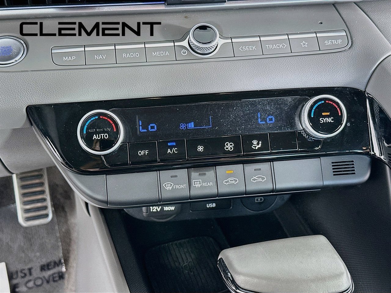 Used 2025 Hyundai Elantra SEL FWD image 22
