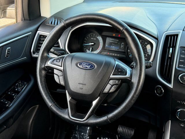 Certified 2018 Ford Edge SEL FWD image 18