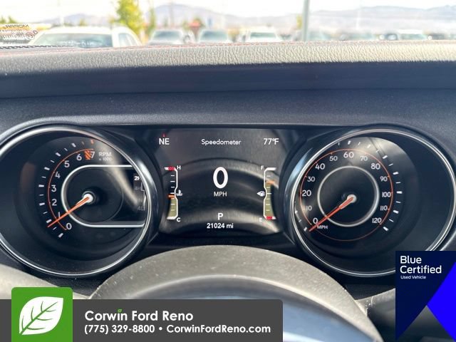 Used 2023 Jeep Gladiator Mojave w/ Cold Weather Group AWD/4WD image 17