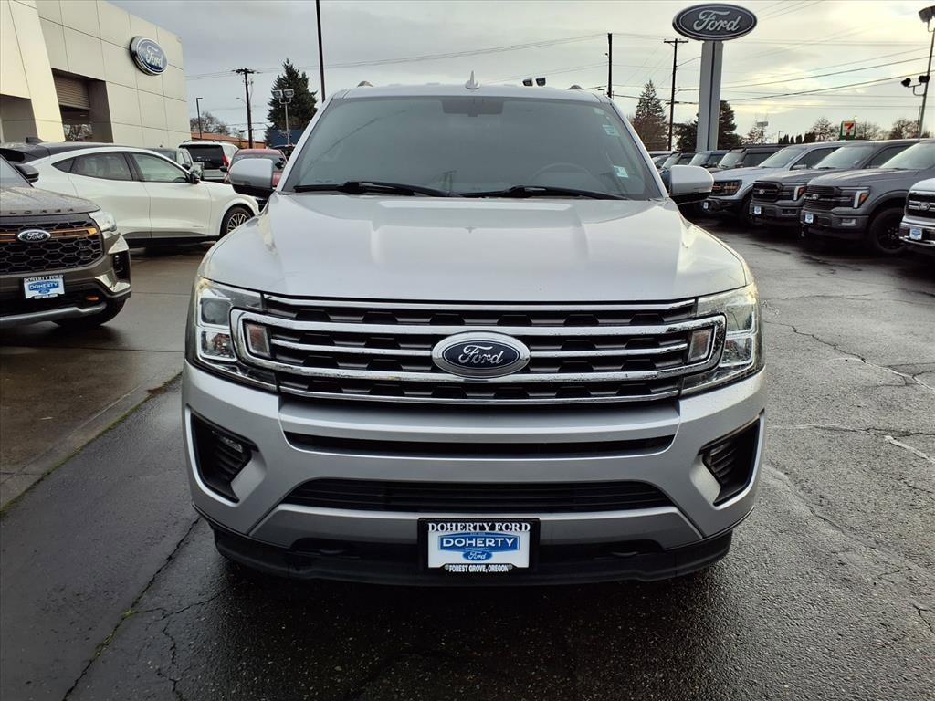 Certified 2019 Ford Expedition XLT w/ Equipment Group 202A image 2