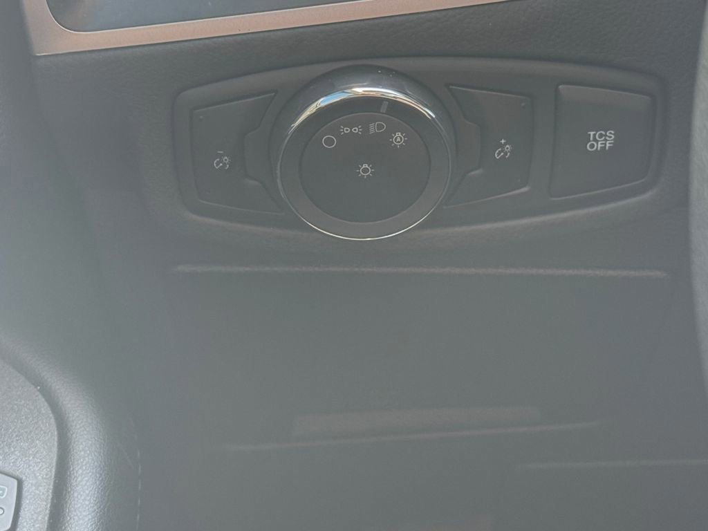 Certified 2024 Ford Edge SEL image 23