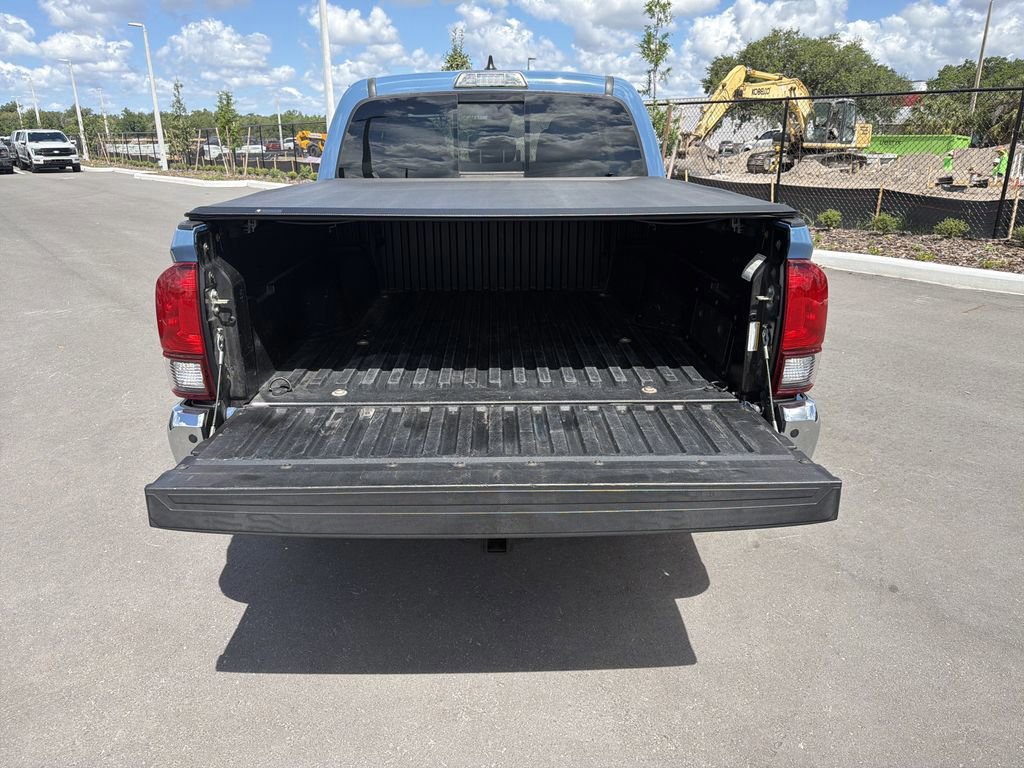 Used 2019 Toyota Tacoma SR5 RWD image 10