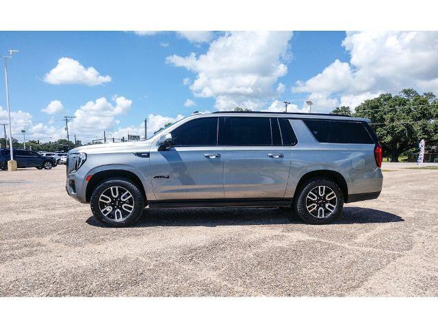 Used 2023 GMC Yukon XL AT4 w/ AT4 Premium Plus Package AWD/4WD image 2