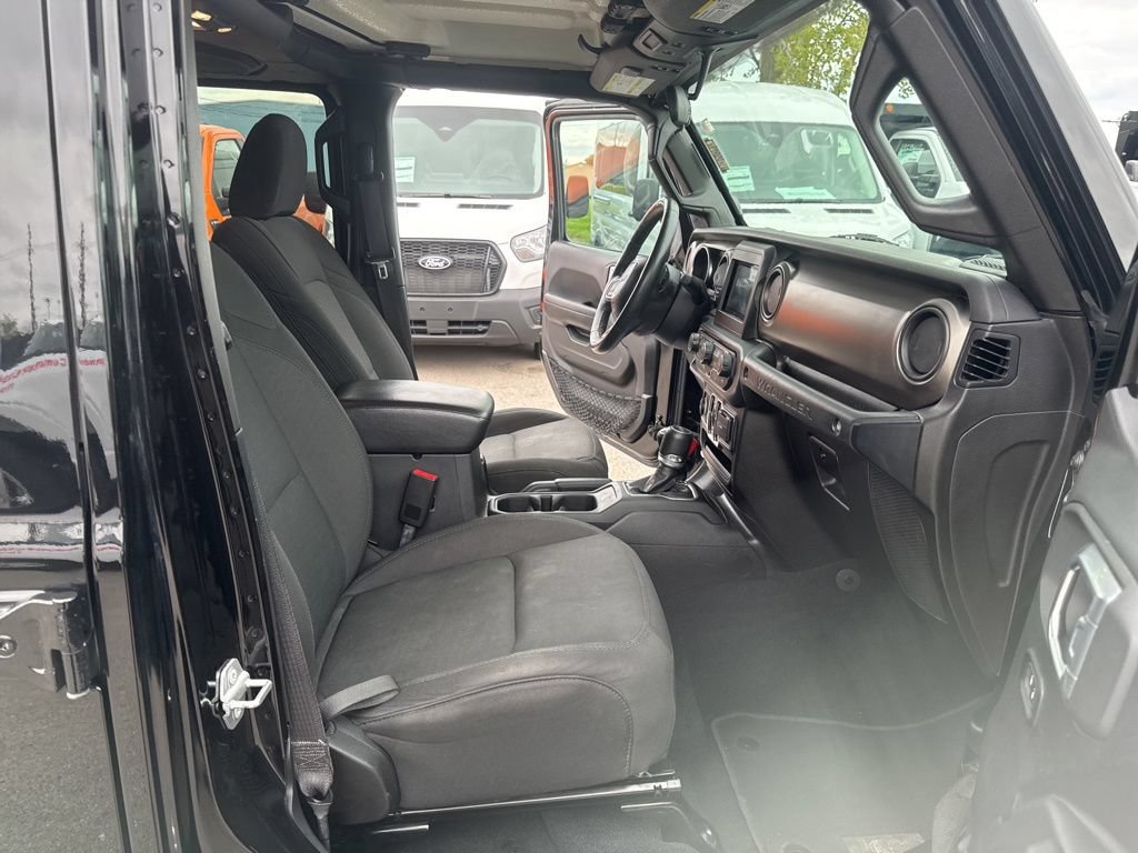 Used 2019 Jeep Wrangler Unlimited Sport S AWD/4WD image 52