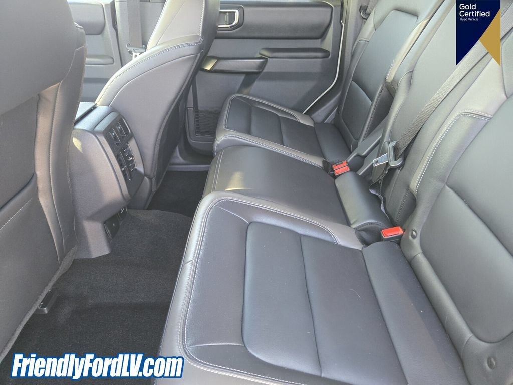 Certified 2025 Ford Bronco Outer Banks w/ Sasquatch Package AWD/4WD image 11