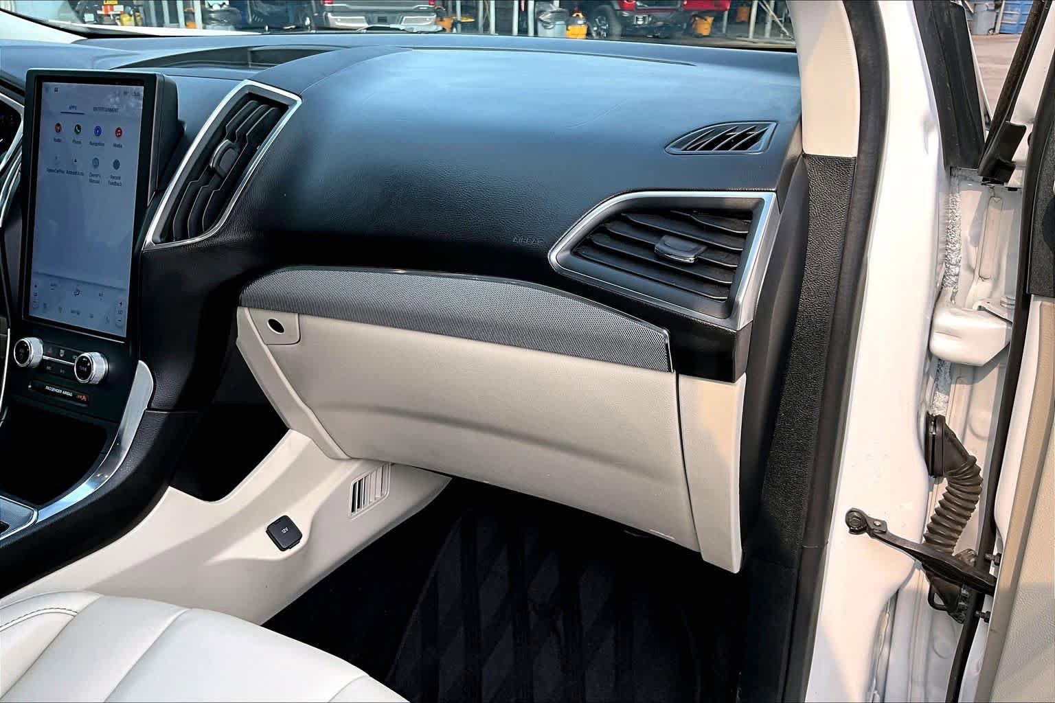 Certified 2021 Ford Edge Titanium FWD image 19