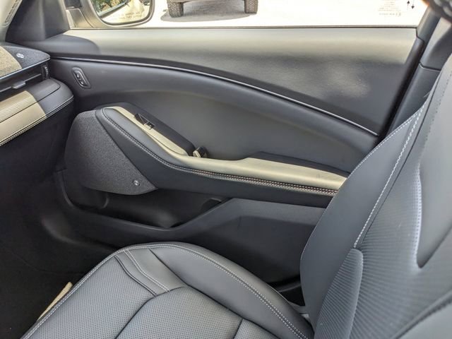 Certified 2025 Ford Mustang Mach-E Premium AWD/4WD image 15